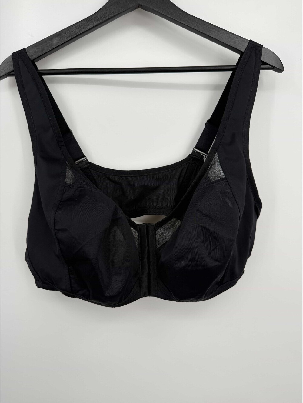 Understance Womens Spacer Air Adina Bra Black Wireless Front-Close Size 44D